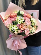 Букет нежные объятья в Кулаково Букет цветов из: Гвоздики, Розы и Хризантемы в Кулаково