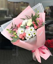 Букет цветов из:  Розы, Лизиантусы и Хризантемы в Кулаково
